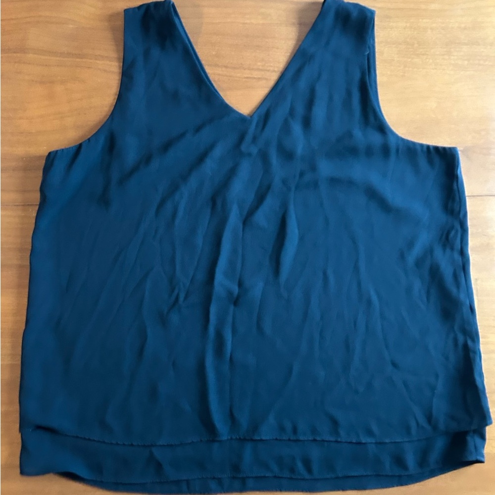 Ann Taylor Size XL Women's Sleeveless Top - Black